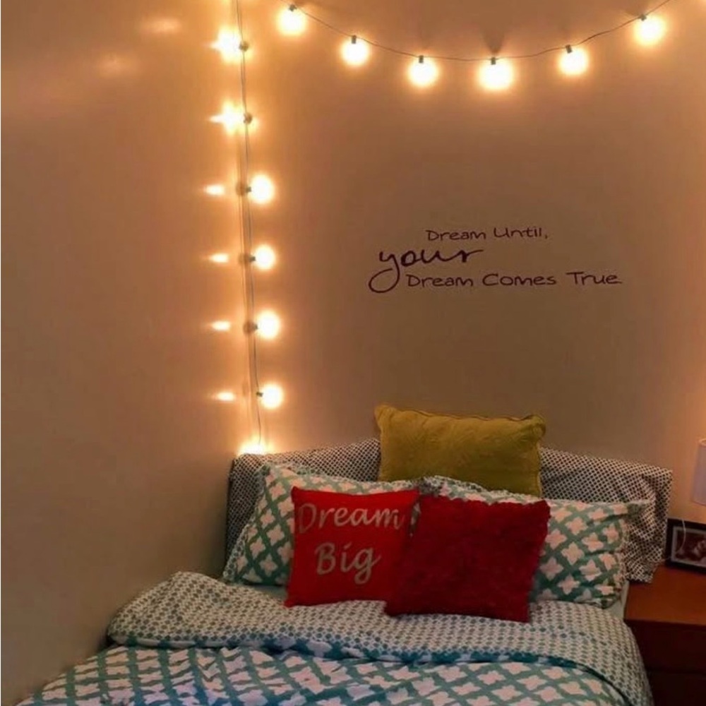 Queen Team Comforter: reversible